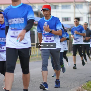 Runner Photo 3458794