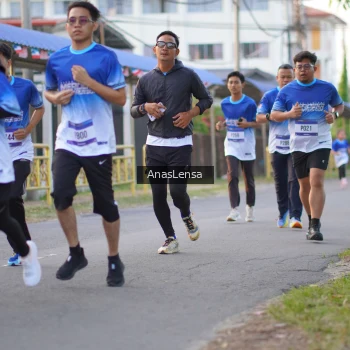 Runner Photo 3458798