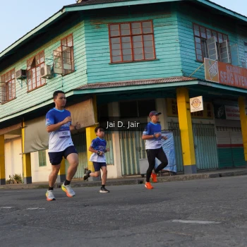 Runner Photo 3458800