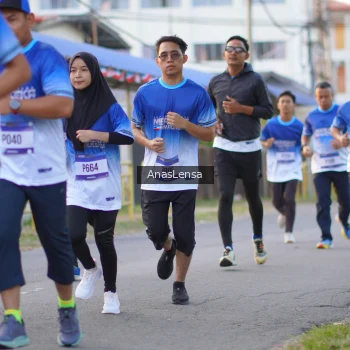 Runner Photo 3458801