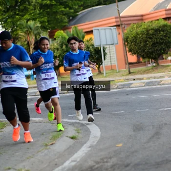 Runner Photo 3458816