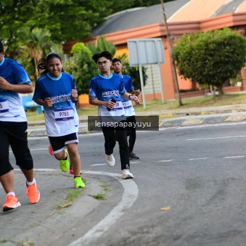 Runner Photo 3458823