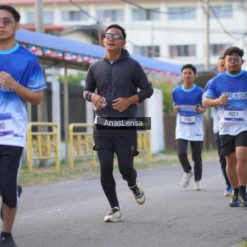 Runner Photo 3458825