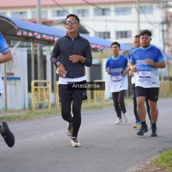 Runner Photo 3458826