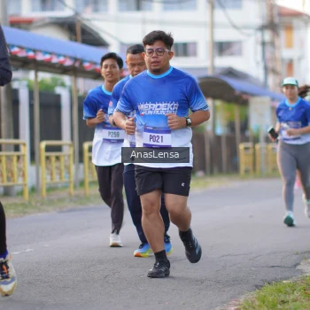 Runner Photo 3458830