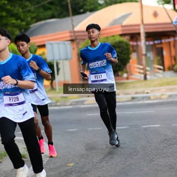 Runner Photo 3458840