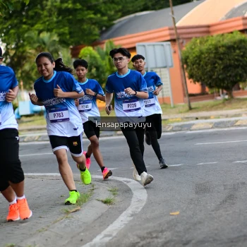 Runner Photo 3458846