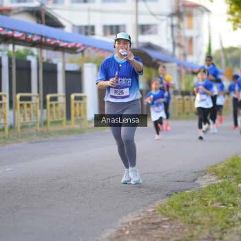 Runner Photo 3458854
