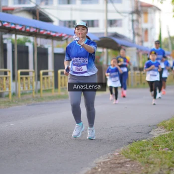 Runner Photo 3458856