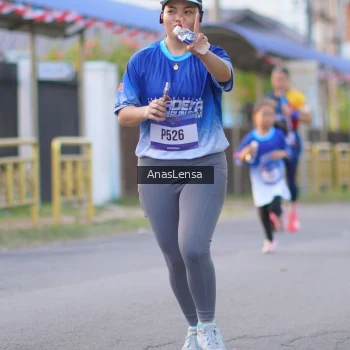 Runner Photo 3458857