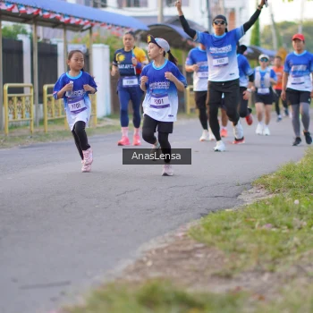 Runner Photo 3458874