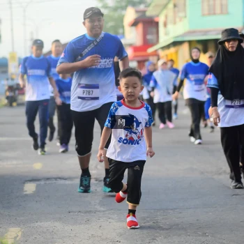 Runner Photo 3458885