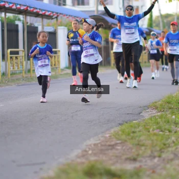 Runner Photo 3458888