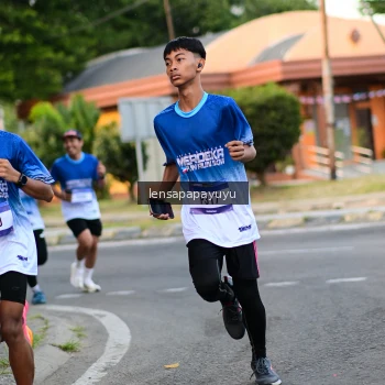 Runner Photo 3458905