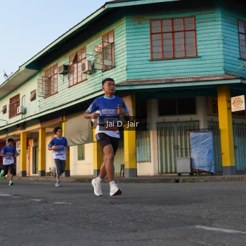 Runner Photo 3458911