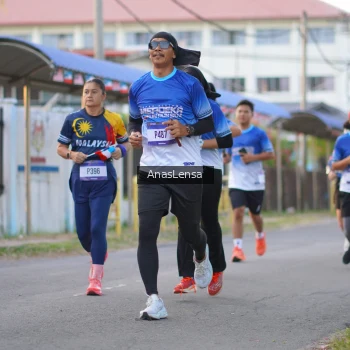 Runner Photo 3458945