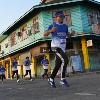 Runner Photo 3458960