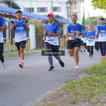 Runner Photo 3458962