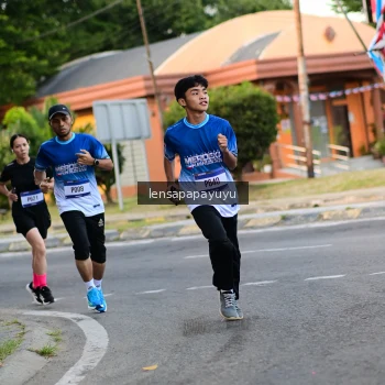 Runner Photo 3458965