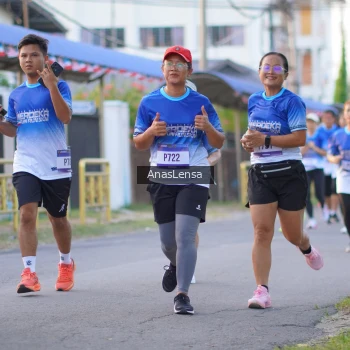 Runner Photo 3458999