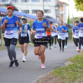 Runner Photo 3459020