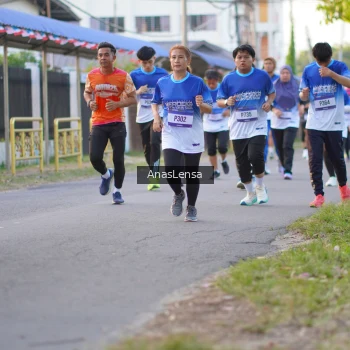 Runner Photo 3459024