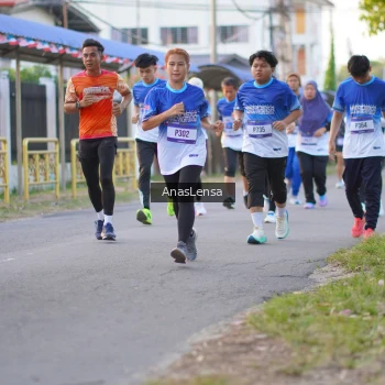Runner Photo 3459029