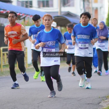 Runner Photo 3459045