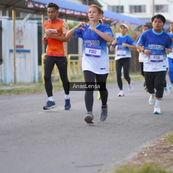 Runner Photo 3459060