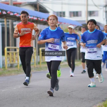 Runner Photo 3459064