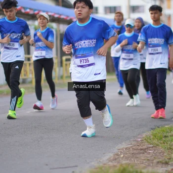 Runner Photo 3459069