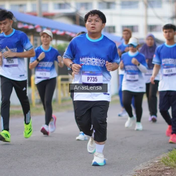 Runner Photo 3459087
