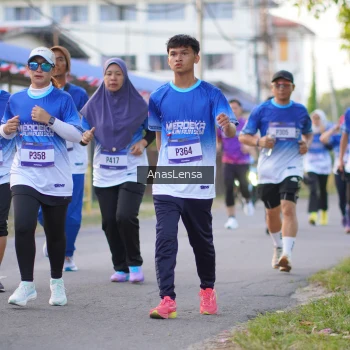 Runner Photo 3459099