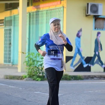 Runner Photo 3459110