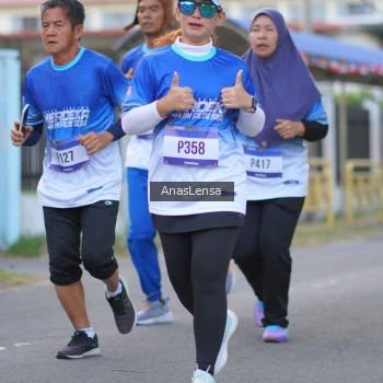 Runner Photo 3459132