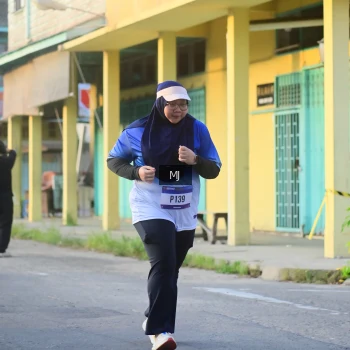 Runner Photo 3459137
