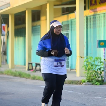 Runner Photo 3459156