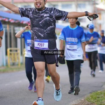 Runner Photo 3459182