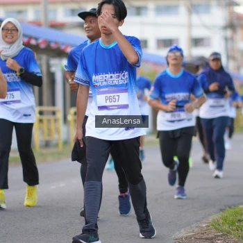Runner Photo 3459201