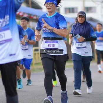 Runner Photo 3459211