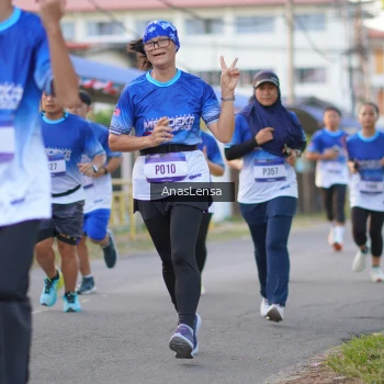 Runner Photo 3459212