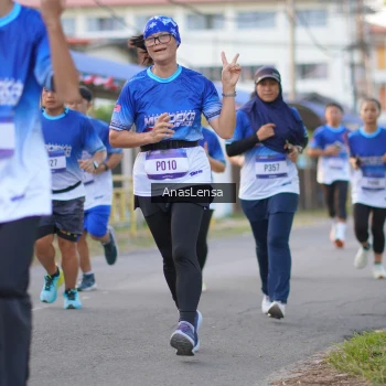 Runner Photo 3459214