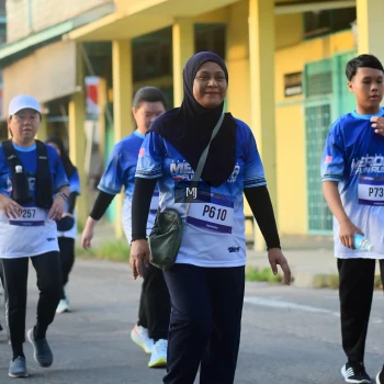 Runner Photo 3459218