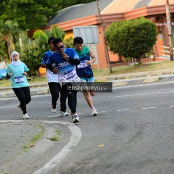 Runner Photo 3459234