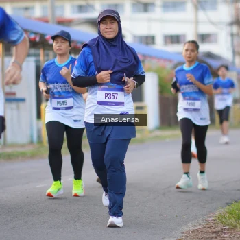Runner Photo 3459243