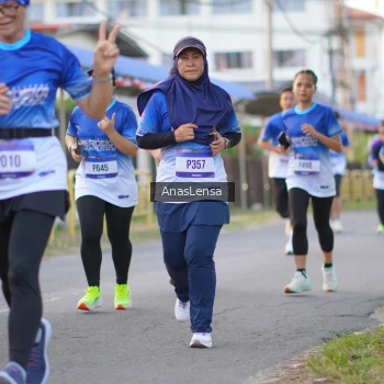 Runner Photo 3459248