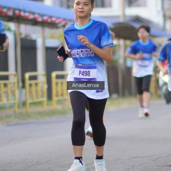 Runner Photo 3459256