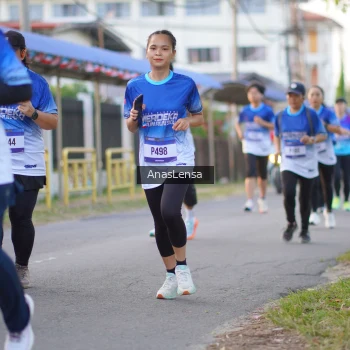 Runner Photo 3459258
