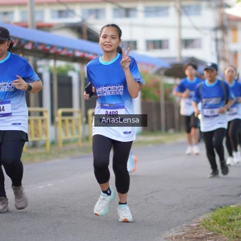 Runner Photo 3459260