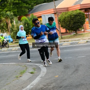 Runner Photo 3459262